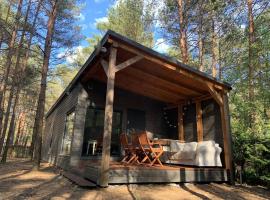 Lukasowy domek w Puszczy Noteckiej, hotel in Biala