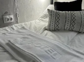 Industrial Hostel Vila Jovana