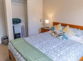 New two Bedroom house attached to main house