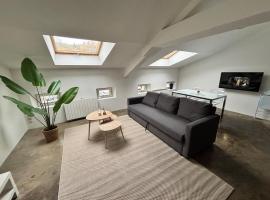 Appartement loft proche frontières, hotel i Longlaville