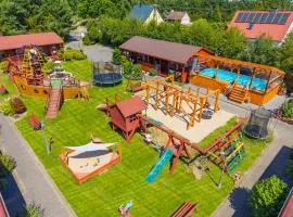 Domki Forest sauna jacuzzi balia Darłowo Darłówko Rusko