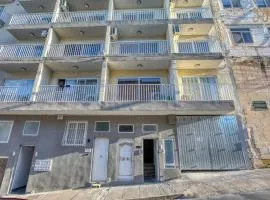 Central 2BR Home in Pieta's Heart with Wifi & AC by 360 Estates