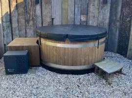 Van Egmond suites Mr Blue Sky