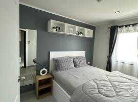 Modern Apartment in Chalong, hotel i Chalong