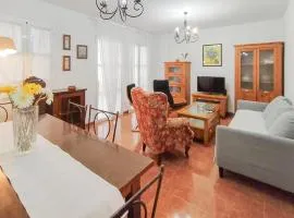 3 Bedroom Gorgeous Apartment In Malaga