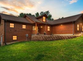 Teal's Treasure - Secluded Lakeside Cabin for 8, ξενοδοχείο σε Kirbyville
