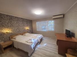 Добрички Хиподрум, hotel v destinaci Dobrič