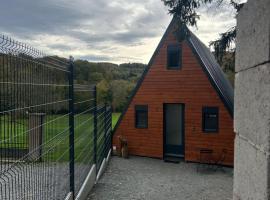 L Atypique, hotel in Saint-Éloi