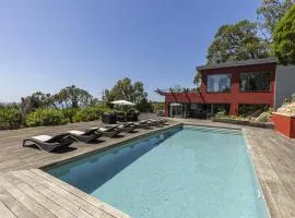 Carmim Villa by Cadenzalux