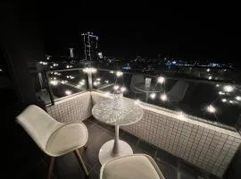 漫遊文旅溫泉宅ㄧ山海景觀陽台房ㄧ晚上6點入住ㄧ晚進晚退一21小時睡飽飽方案