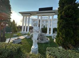 TEA Prizren Hotel, khách sạn có bồn tắm nóng ở Prizren