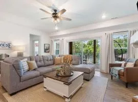 New Lakeside Haven - Picturesque