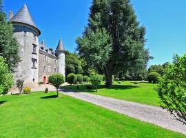 Hôtellerie de Plein Air Camping Leychoisier, hotel in Bonnac-la-Côte