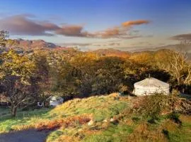 Finest Retreats - Pandy Mongolian Yurt