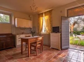 Schöne Ferienwohnung in Pesaro mit gemeinsamem Pool und Grill