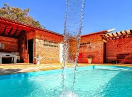 Chacara Girassol, hotel din Botucatu