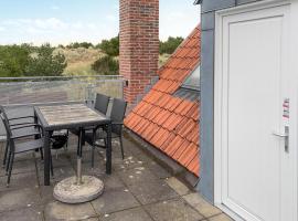 Pet Friendly Apartment In Blåvand With Wifi, hotel a Blåvand