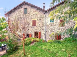 Maison En Pierres, hotel i Lalevade-dʼArdèche