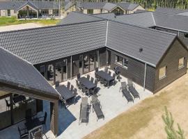 Gorgeous Home In Glesborg With Sauna, hotel de lujo en Fjellerup