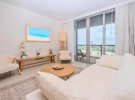 Luxury Ocean View Apartment 1208 Hallandale Beach