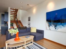 Bridge View Loft 30 Day, hotel in Hood River