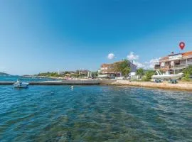 Stunning Apartment In Turanj With Wifi