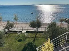 2 Bedroom Stunning Apartment In Podstrana