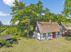 Nice Home In Præstø With Wifi, hotel v destinaci Tappernøje