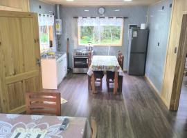 Cabaña La Casona, hotel in Chaitén