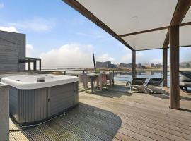 Villa Super VIP | 4 Pers. (Villa 5) mit einem Jacuzzi; zusätzliche Gebühren für die Nutzung fallen an, Hotel in Ouddorp