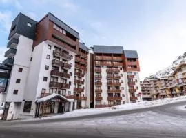 Altineige 4 Pers, Ski-inout