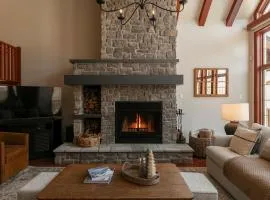 Deluxe Ski in-out - HotTub - Fire - PingPong - View