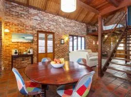 Burn Street Loft - North Fremantle