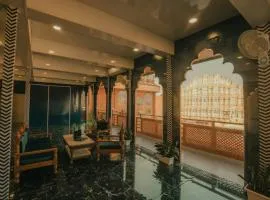 Jai Kutir Homestay - Hawa Mahal View