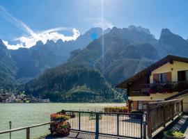 Chalet Al Lago, cabin in Alleghe