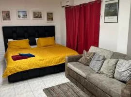 Estudio independiente, full equipo en excelente zona de Caracas