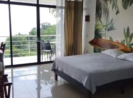 Sunshine Sanctuary Boutique Jungle Lodge