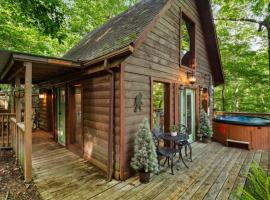 Hot Tub & WiFi - Romantic Hideaway, hotel Slade-ben