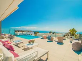 Villa Aguamarina by Abahana Villas