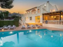 Villa Del Mar by Abahana Villas