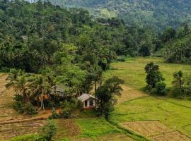 Forest & Fields Sinharaja - Where Nature Circles You, hotel in Deniyaya