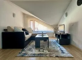 Alpine Comfort Cozy Apartment in Bansko