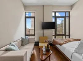 Freeman 901 by Rove Studio with Shared Amenities