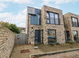 14 Old Market Place, hotel in Bonnyrigg