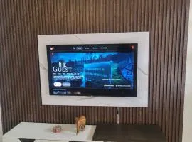 Kim's Executive Two-Bedroomed Apartment