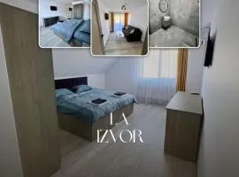 La Izvor Moinești, Cazare