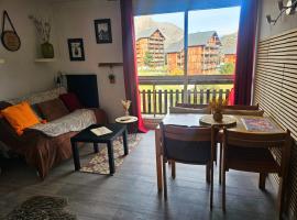 Bois d'aurouze superdevoluy pied des pistes 6 couchages, hotel in Le Dévoluy