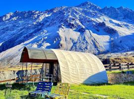 Kuro Glamping, hotel in Stepantsminda