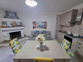 Giordano Rooms Amalfi Coast, hotel in Figlino