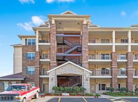 Table Rock Overlook - Spend your Days on the Lake, hotel di Branson